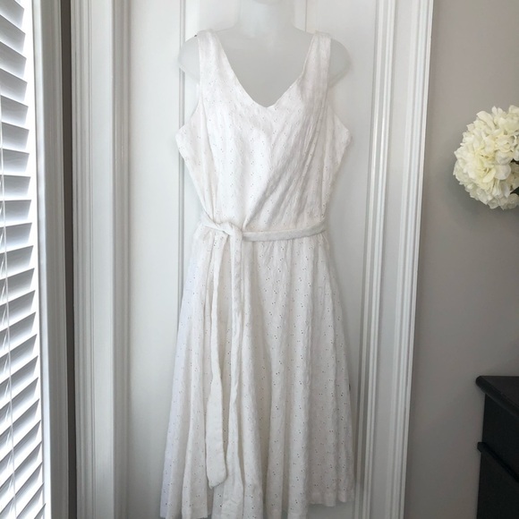 Taylor Cotton Embroidered Dress - Picture 10 of 16